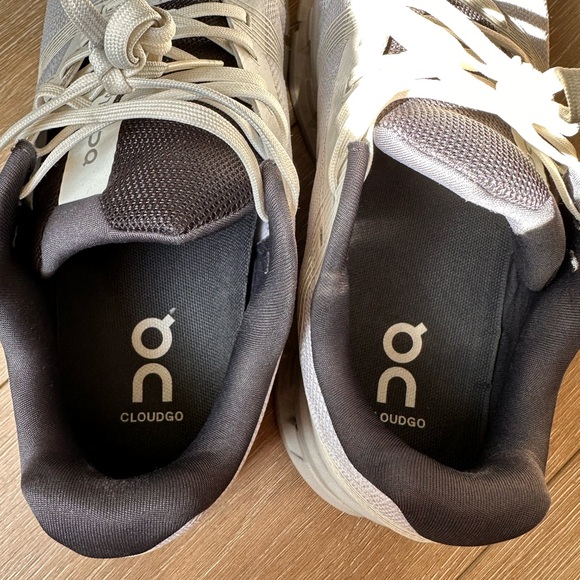 EUC on running Cloudgo Sneakers in White|Glacier - Picture 2 of 13